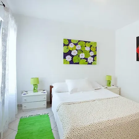 Ferina Apartament *
