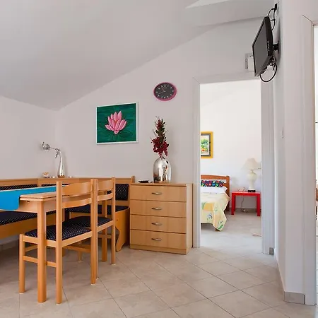 Apartament Ferina Poljana (Ugljan)